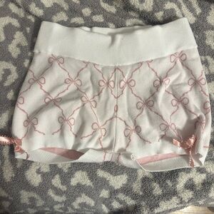 Chic White and Pink Knit Shorts